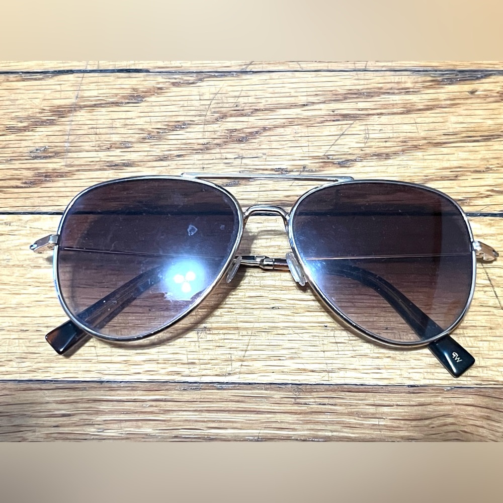 WARBY PARKER Sunglasses
Great condition